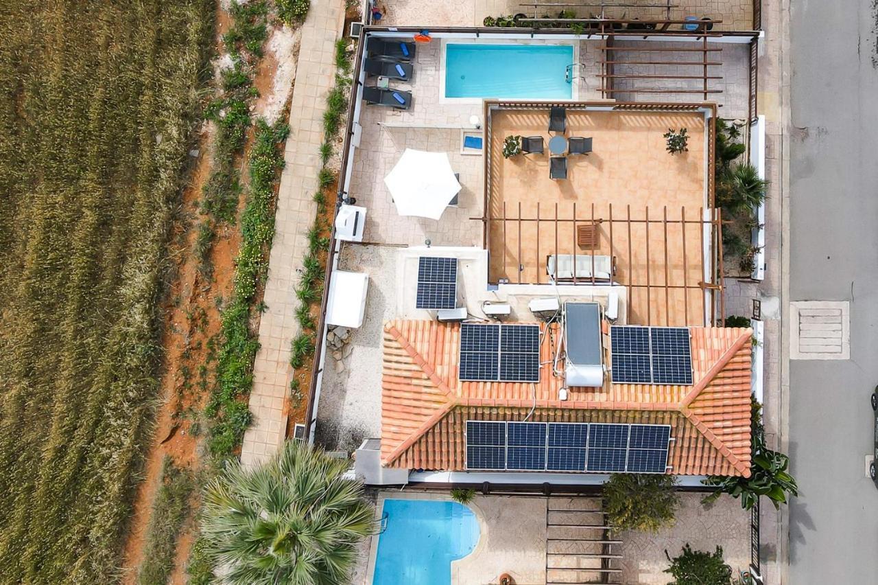 Villa Rosedale By Ezoria Villas Agia Napa Exterior foto
